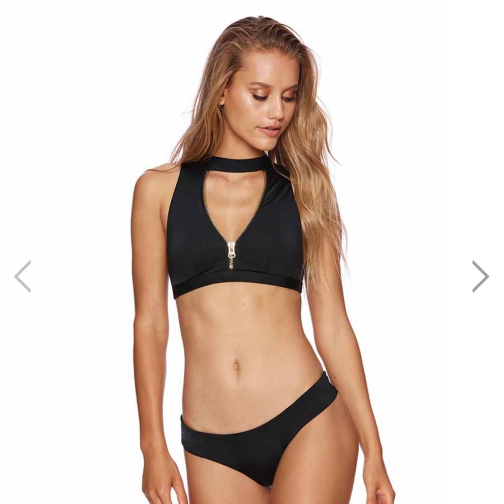 Beach bunny / black 2 piece set / top (MD) bottoms (SM)